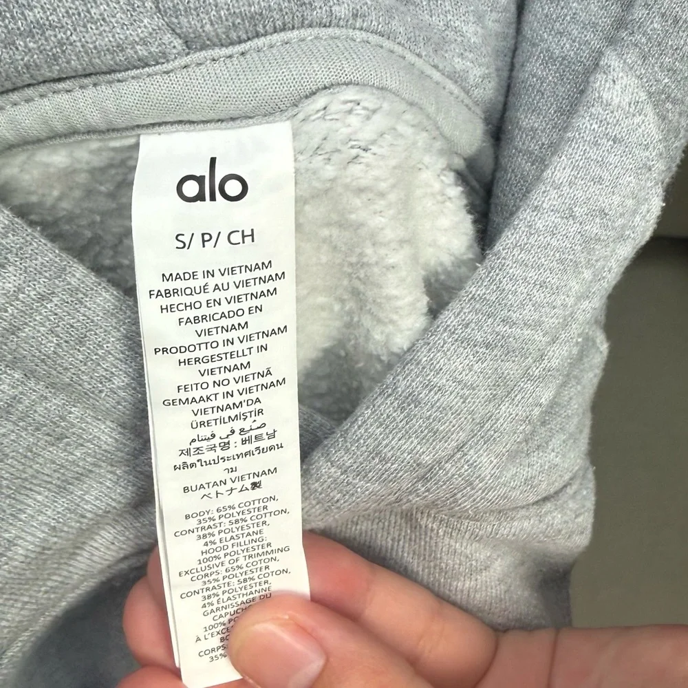 Alo Yoga Make Waves Hoodie Size small
